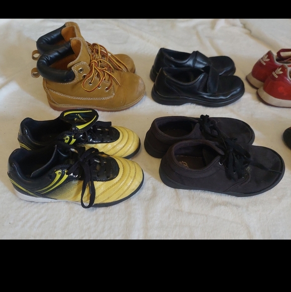 Boys Shoes Size 1 Bundle - Picture 7 of 8